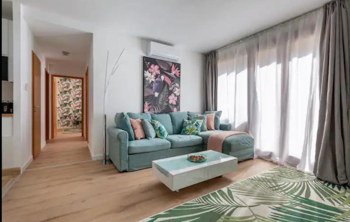 Kazinczy #freeparking Apartament Budapesta